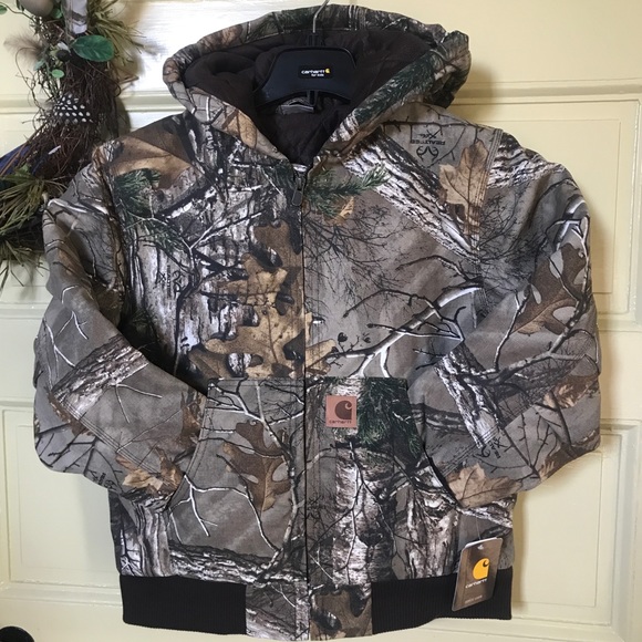 Carhartt Other - NEW Carhartt Real Tree camo quilted canvas M10-12
